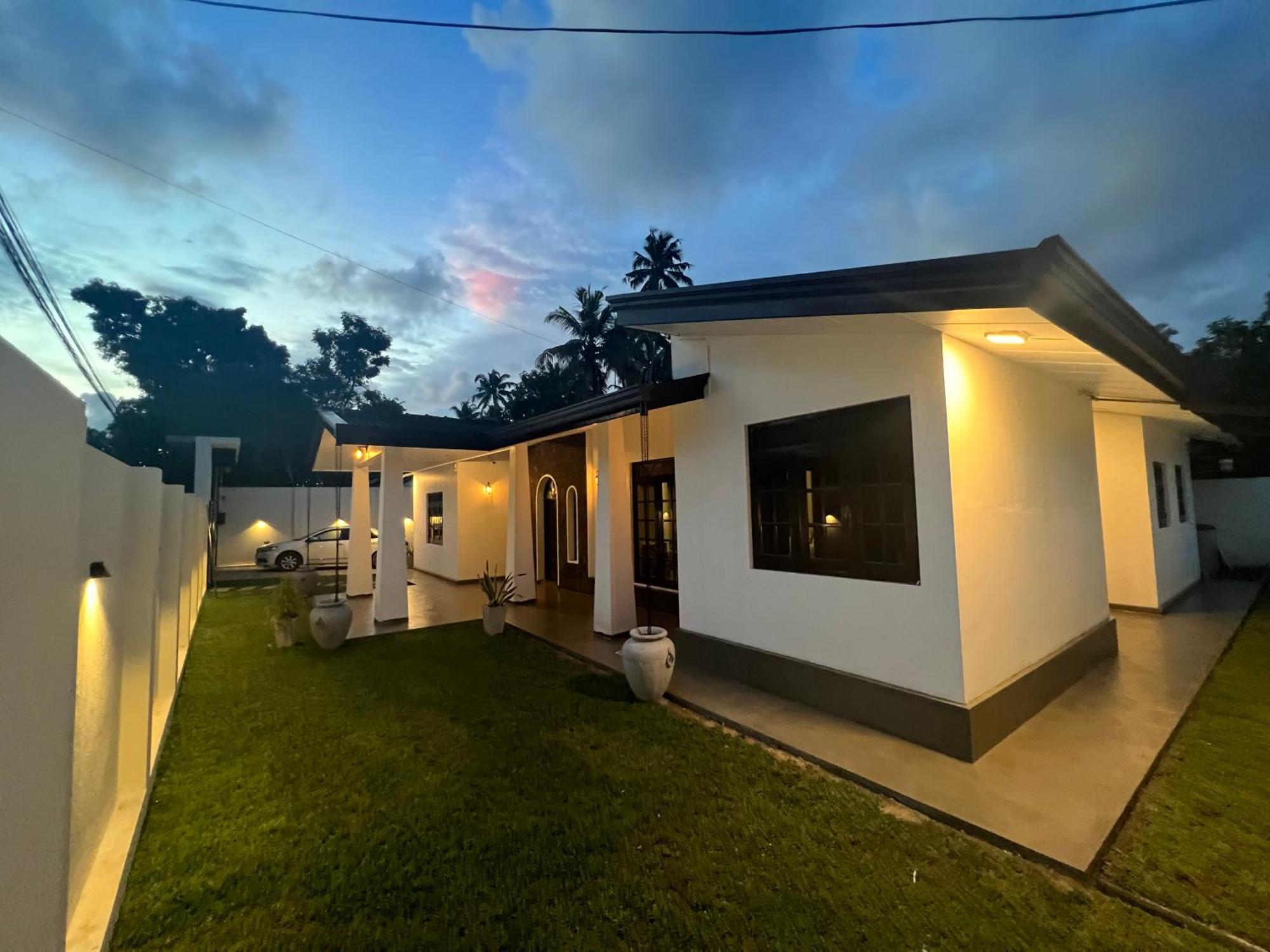 Villa River Breeze Weligama Exterior foto